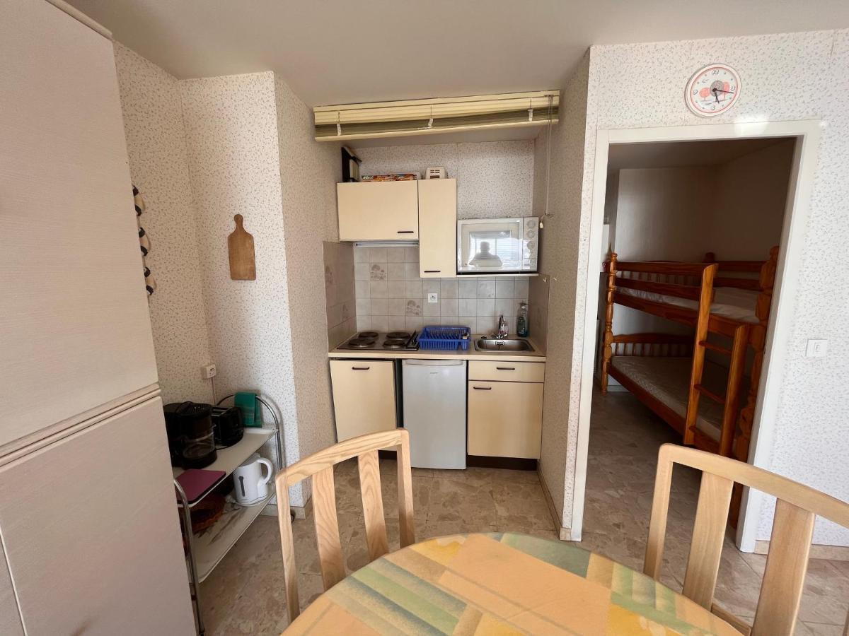 Appartement T2 Avec Balcon Et Vue Mer, 1Er Etage, Ascenseur, Tv, Cuisine Equipee - Fr-1-197-466 Les Sables-d'Olonne Exterior photo