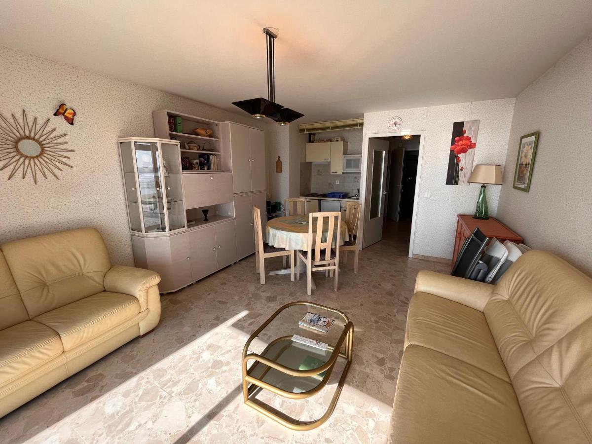 Appartement T2 Avec Balcon Et Vue Mer, 1Er Etage, Ascenseur, Tv, Cuisine Equipee - Fr-1-197-466 Les Sables-d'Olonne Exterior photo